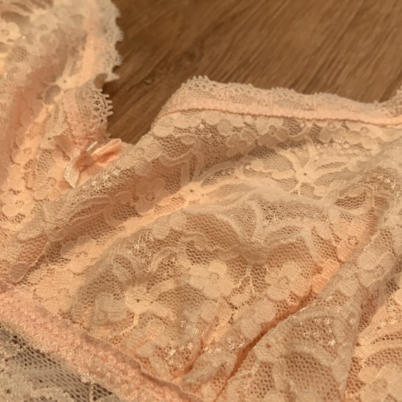 Aerie Baby Pink Lace Bralette - Picture 2 of 4
